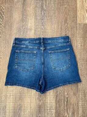 Tommy Hilfiger Jean Shorts - Size 16